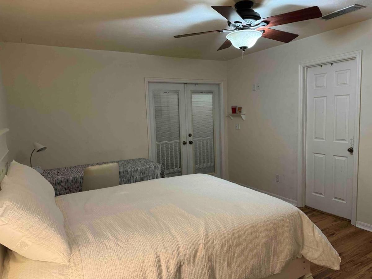Spacious Room In A Nice House Gainesville Exterior photo